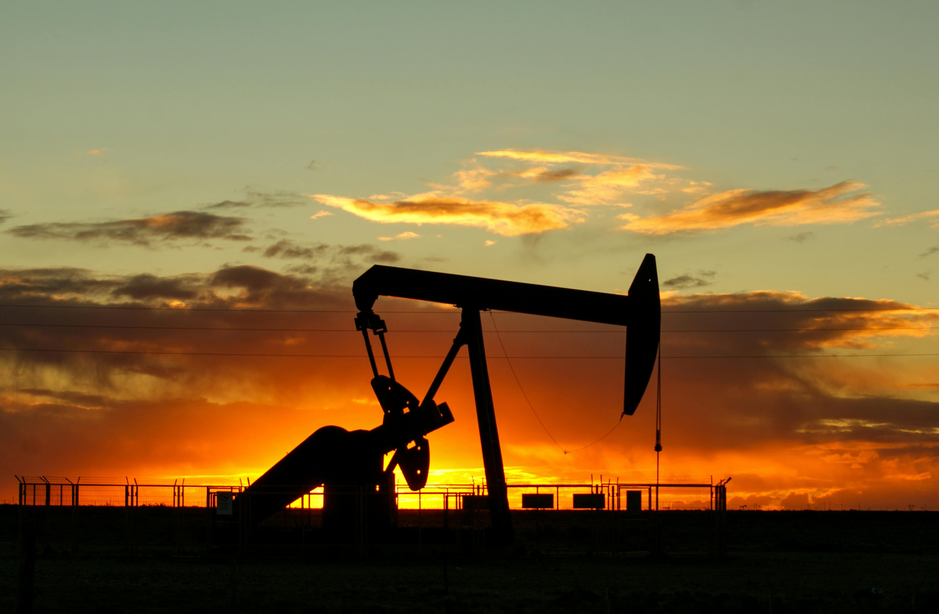 Oil and Gas Investing: The Tax Advantages and How It Works